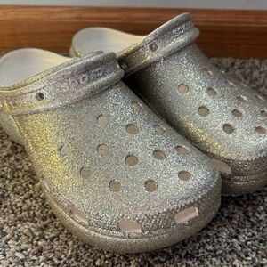 Crocs Women’s Glitter Platform Clogs Size 9